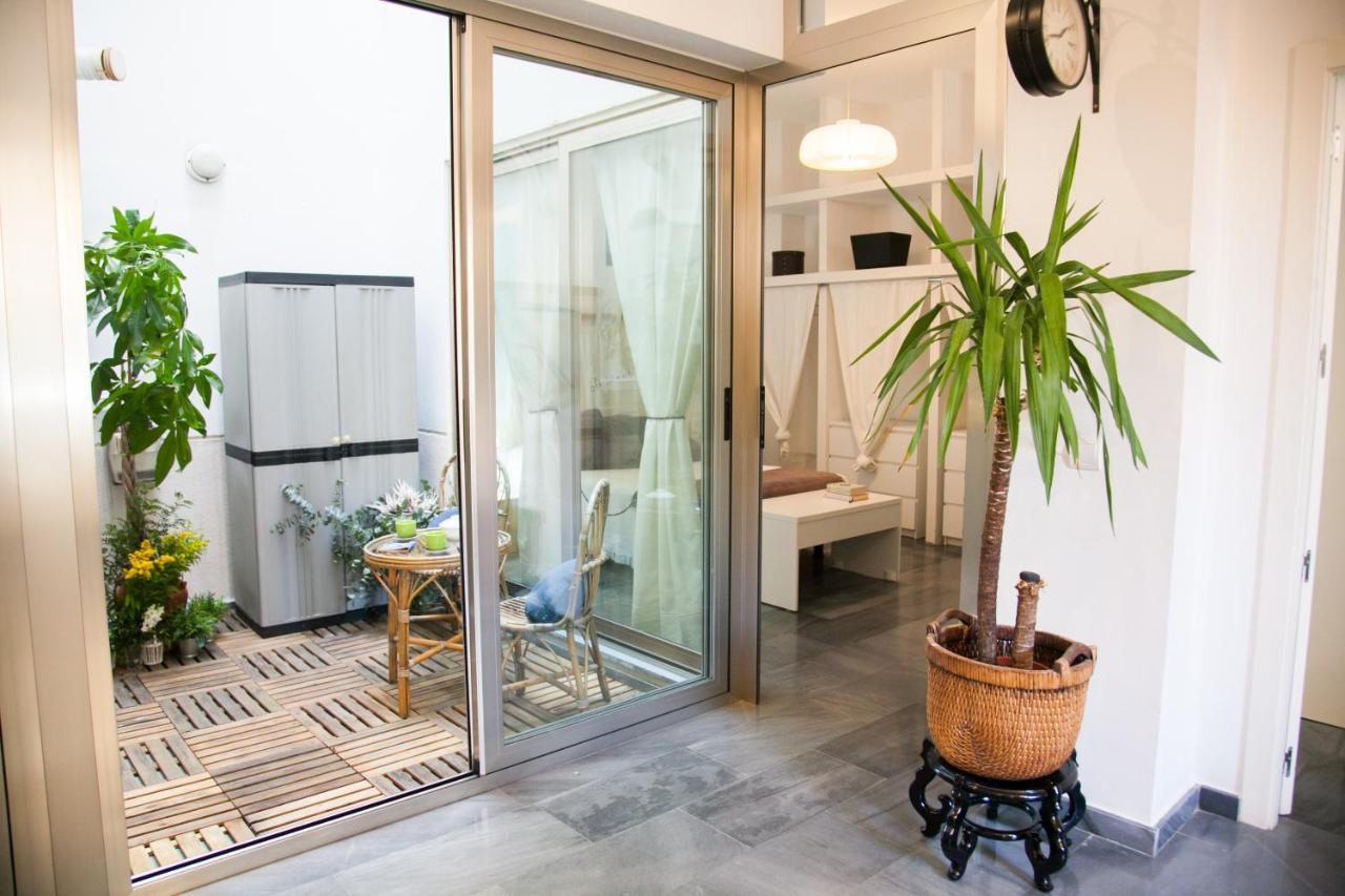 Beautiful Silent Apartment Private Parking Севилья Экстерьер фото
